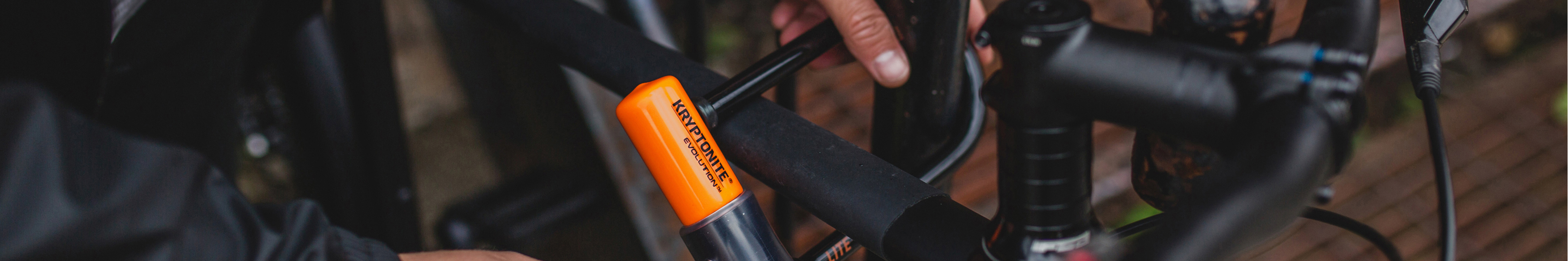 ASEGURAR BICICLETAS 
